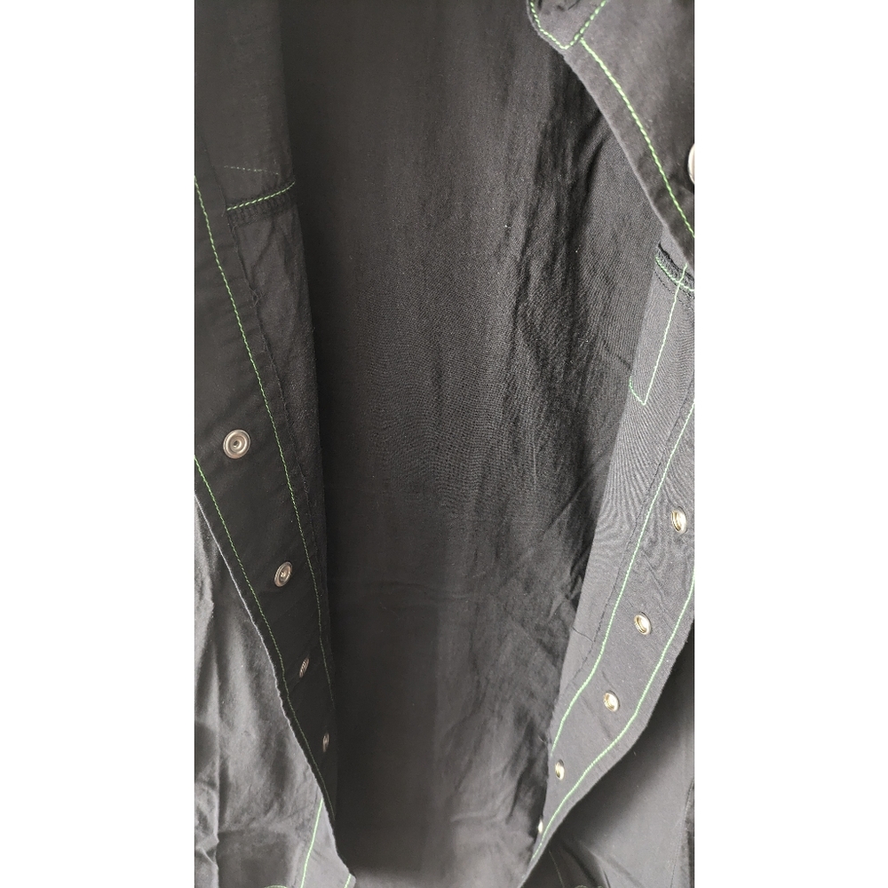 Lip Service Men's black sleeveless snap button shirt - Picture 8 of 9